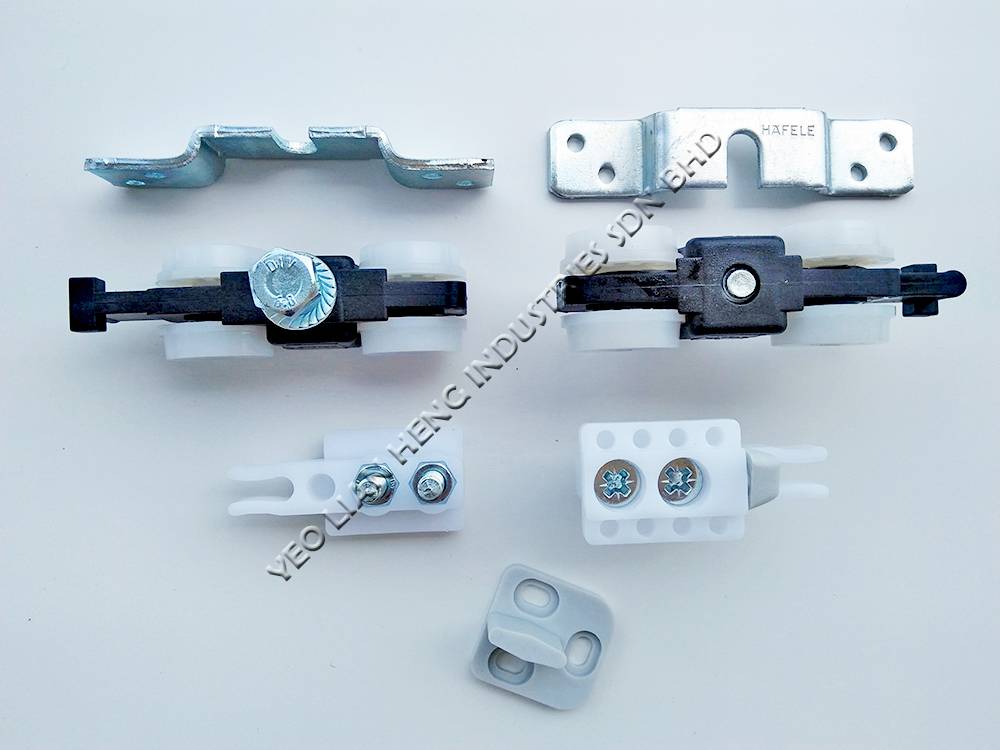 HAFELE WOODEN SILENT SLIDING DOOR FITTING FOR SINGLE DOOR MAX LOAD 60KG